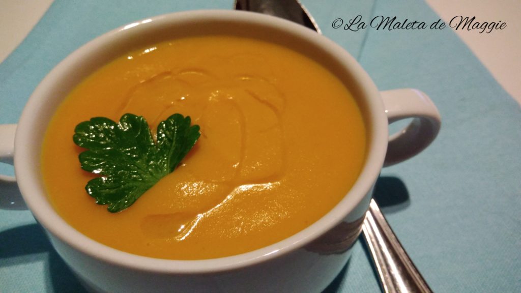 Crema de calabaza y manzana al curry