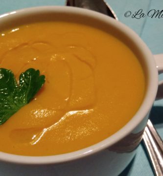 Crema de calabaza y manzana al curry