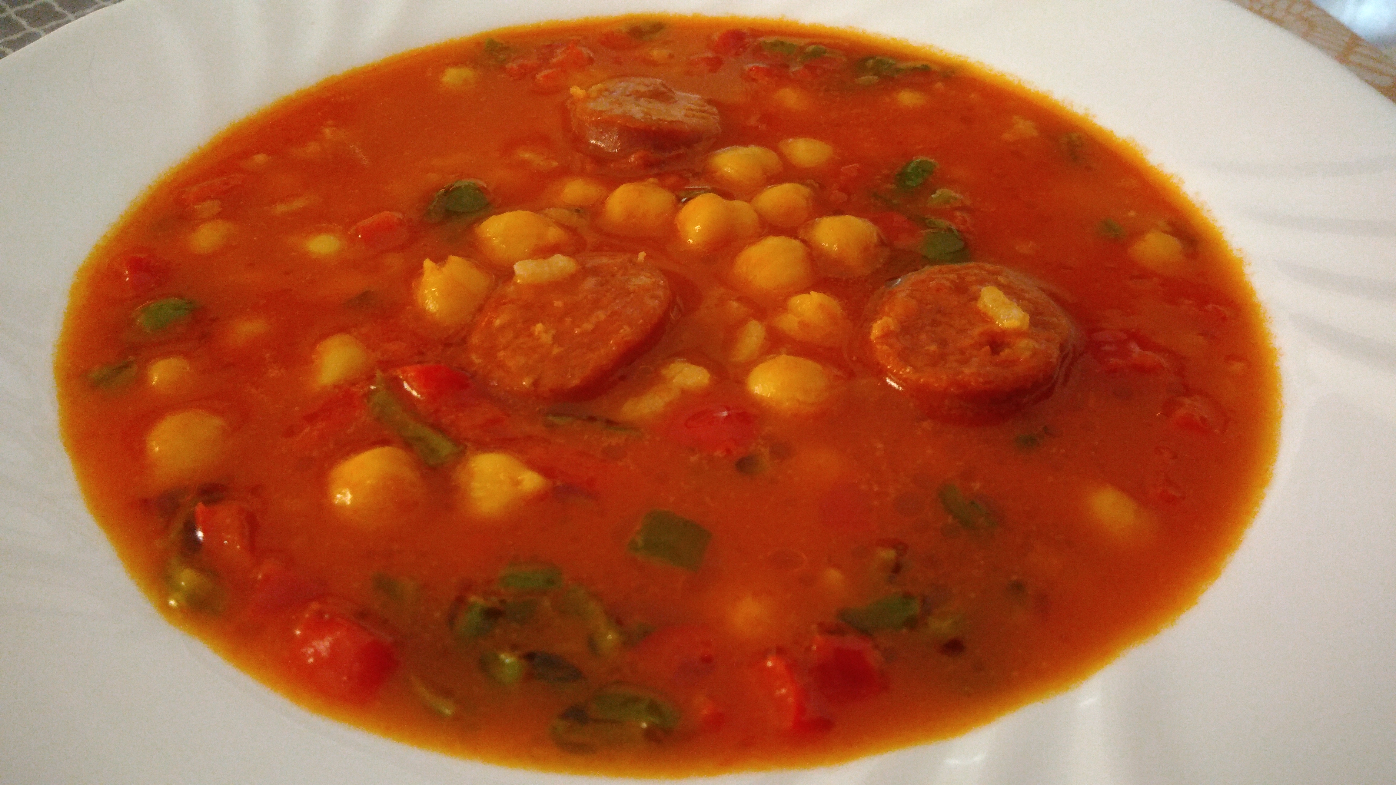 Guiso de garbanzos y arroz