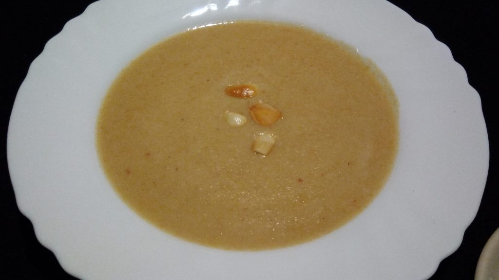 sopa de almendras