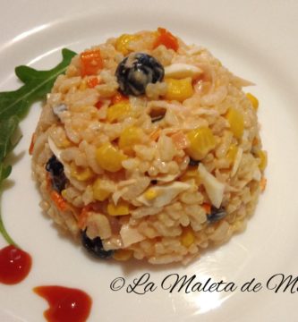 ensalada de arroz con surimi