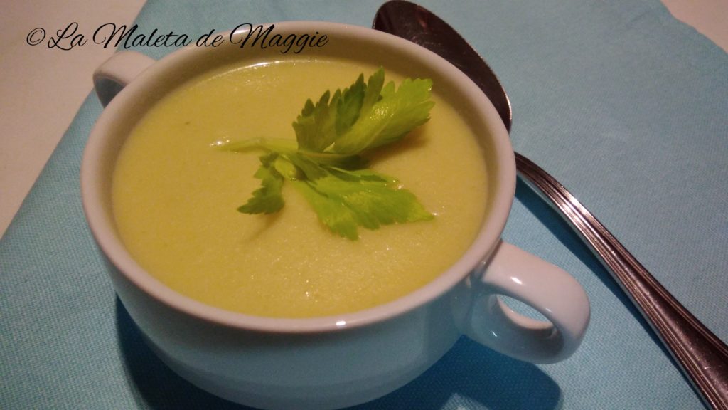 Crema de apio y manzana