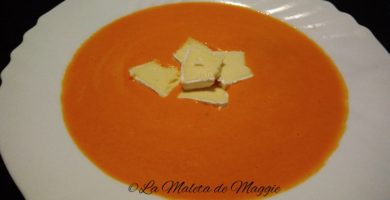 Crema de pimientos con queso brie 