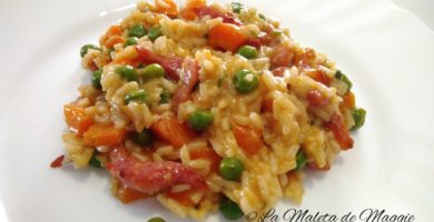 Risotto con verduras y beicon