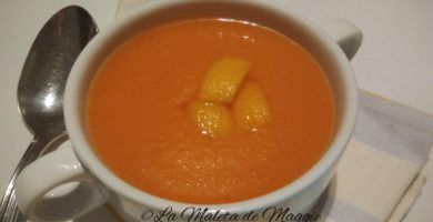 Gazpacho de níspero con tomate