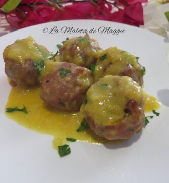 albóndigas al curry