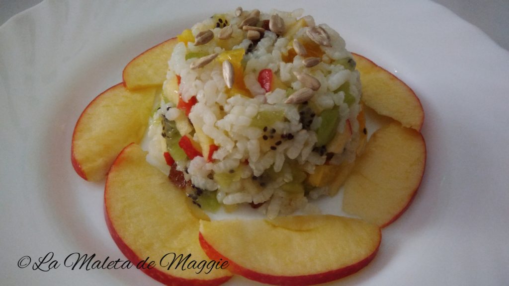 Ensalada de arroz con frutas