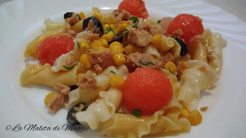 ensalada de pasta con sandía