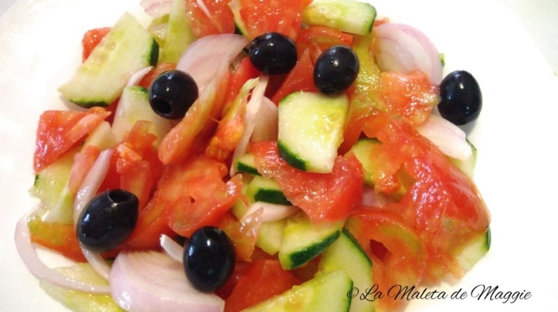 ensalada de tomate y pepino