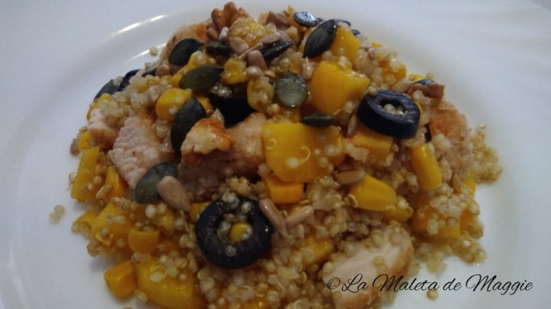 ensalada de quinoa y frutas