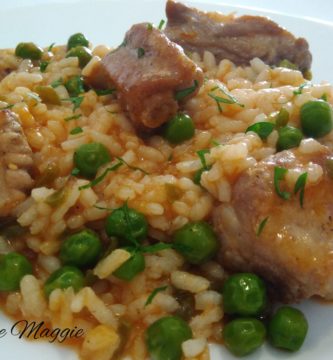 Arroz con costilla y guisantes