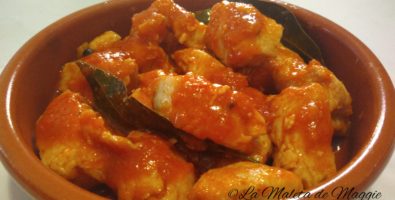 Dados de pollo a la cazuela