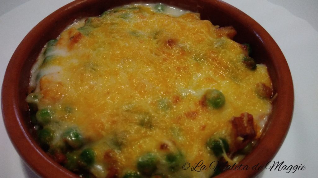 Guisantes, pavo y bechamel