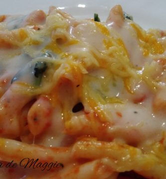 Macarrones con espinacas y bechamel