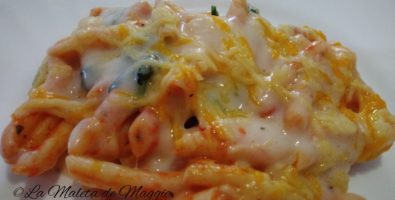 Macarrones con espinacas y bechamel