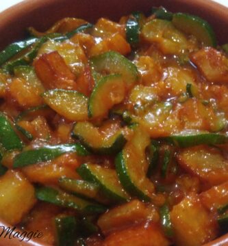 Cazuelita de patatas calabacin y cebolla