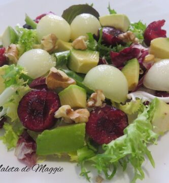 ensalada con melón y cereza