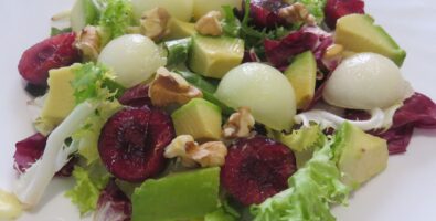 ensalada con melón y cereza