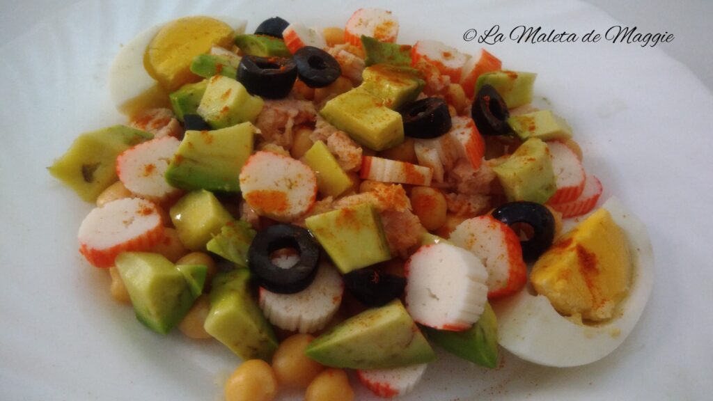 Ensalada de garbanzos con aguacate