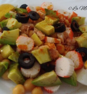 Ensalada de garbanzos con aguacate