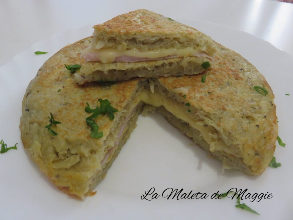 tortilla de patata rellena con jamón y queso