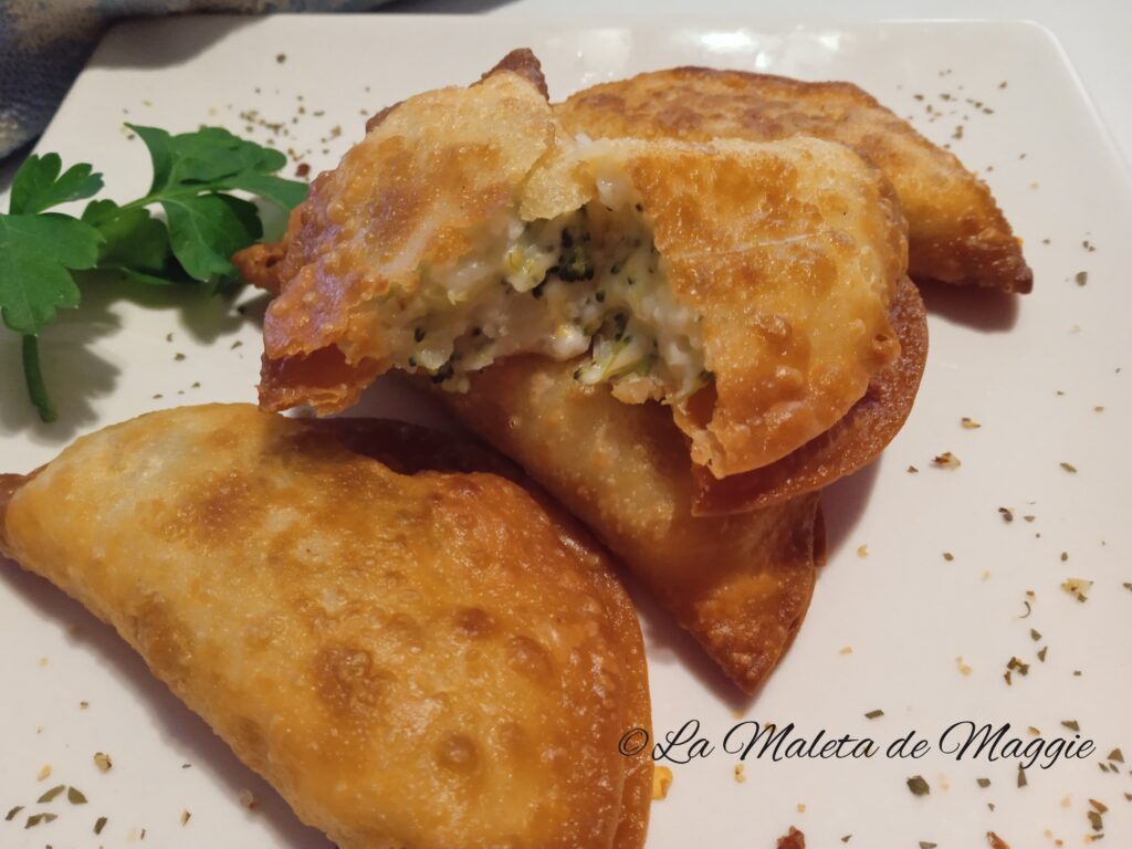 empanadillas de brócoli y queso