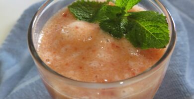 smoothie de fresas, plátano y naranja 1