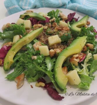 ensalada de quinoa y pollo