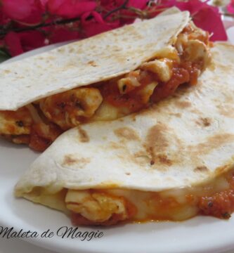 Quesadilla de pollo y mozzarella