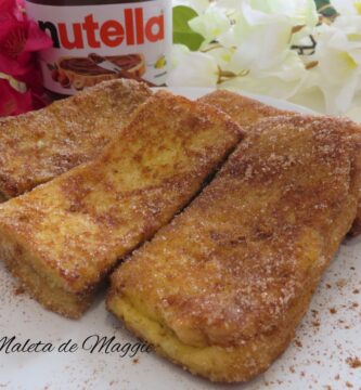 Rollitos de tostadas francesas rellenas de Nutella 