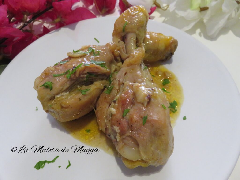 Pollo al ajillo