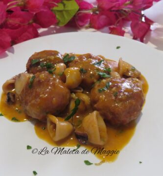 albóndigas con calamares