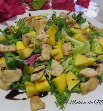 Ensalada de pollo y mango