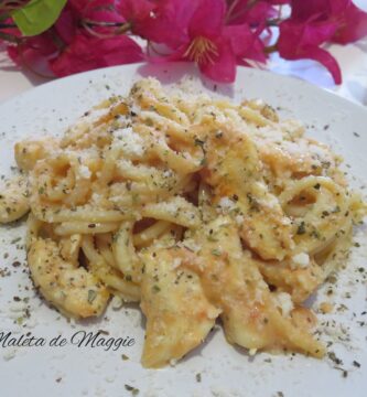Espaguetis en salsa cremosa
