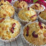 Muffins salados de bacon y queso