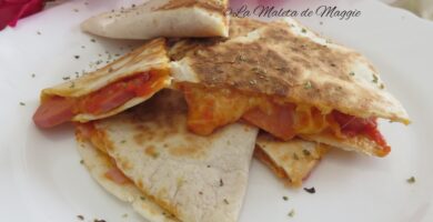 Tortitas de queso, jamón york y frankfurt