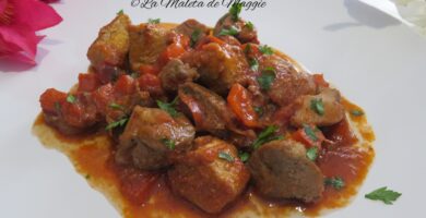 Dados de carne al chilindrón