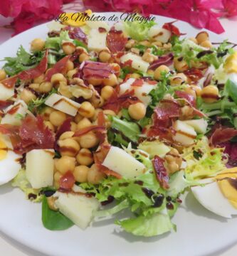 Ensalada de jamón y garbanzos