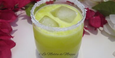 zumo de piña y apio
